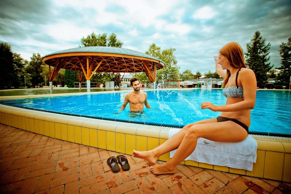 Apartman Szanyi Buk Ruang foto