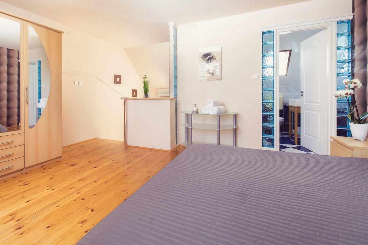 Apartman Szanyi Buk Bagian luar foto