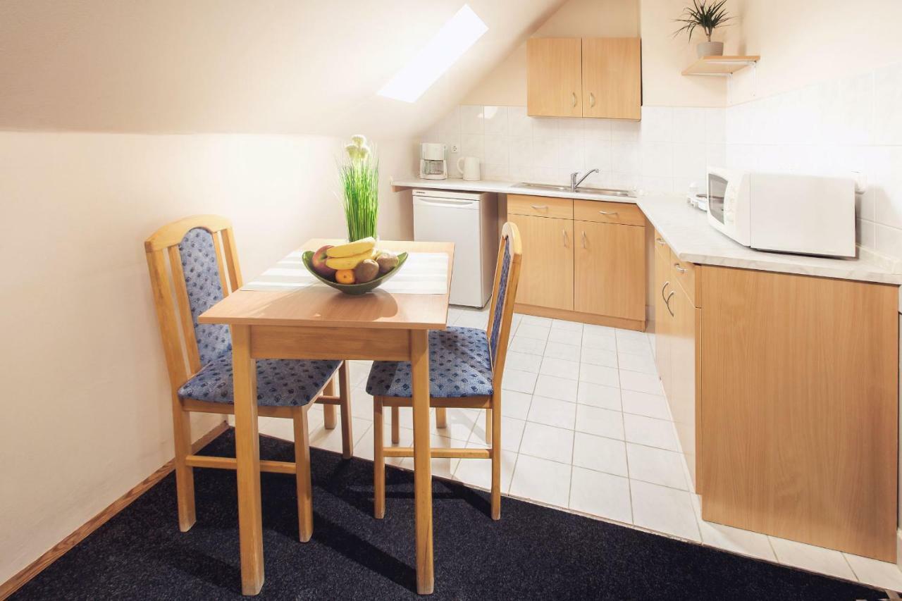 Apartman Szanyi Buk Bagian luar foto