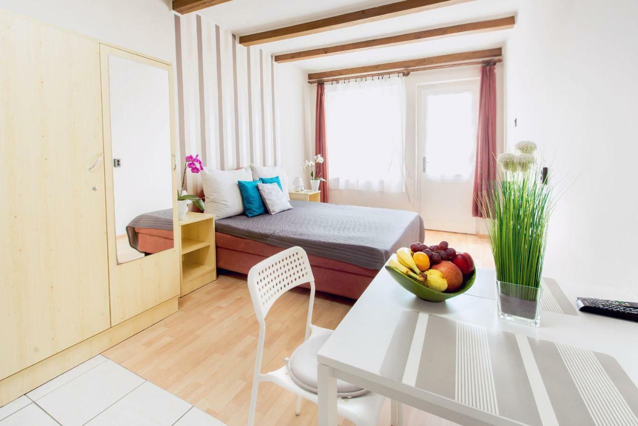Apartman Szanyi Buk Bagian luar foto